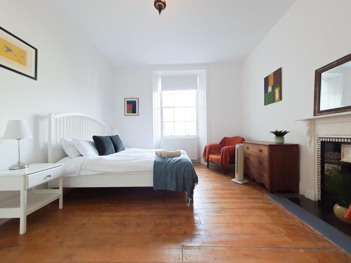 Edinburgh Charming Old Town Apartment Bagian luar foto